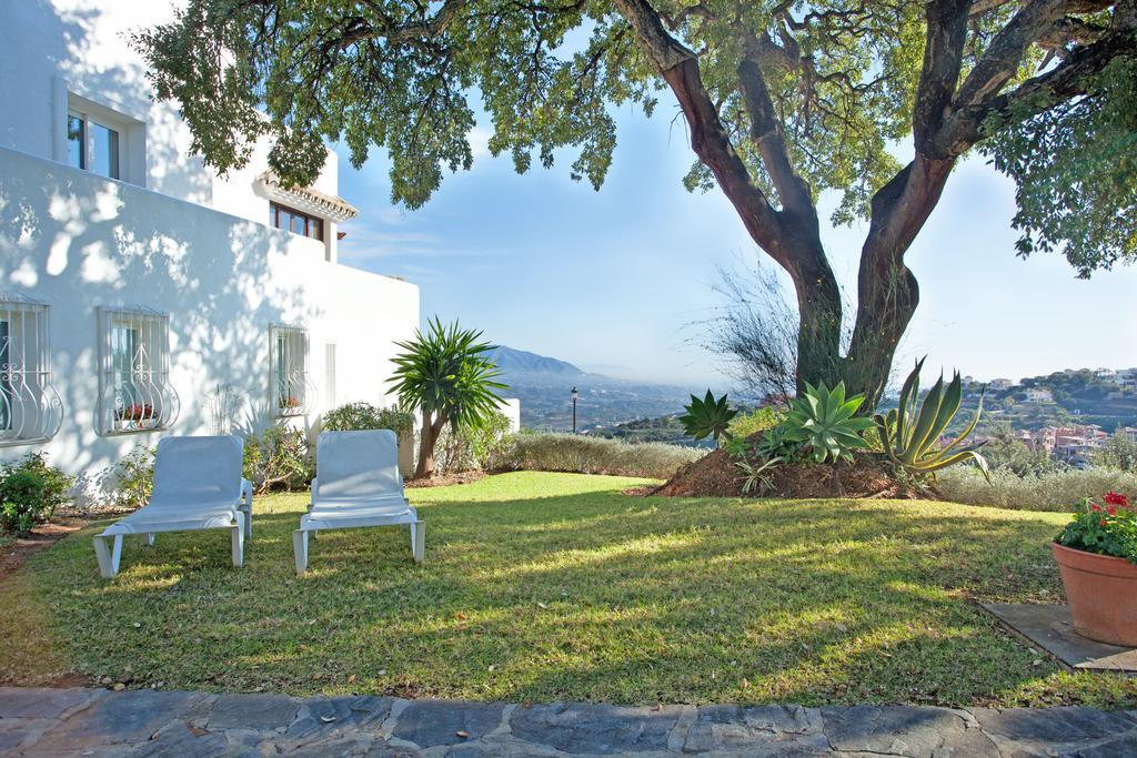 Apartment Jacarandas De Elviria Marbella Exterior foto